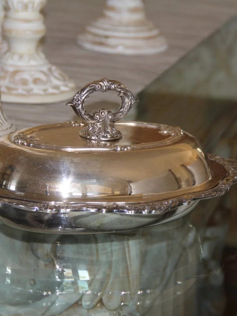 Wallace Silversmiths elegant vintage